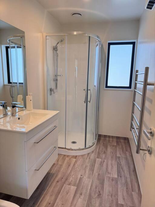 Cbd Luxury Parkside Living 2 Bedroom With Parking Christchurch Kültér fotó